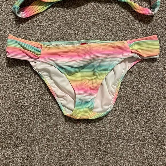 Victoria Secret Swimsuit - Picture 3 of 5